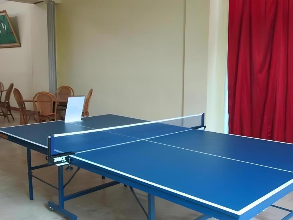Hotel Lautze Indah Джакарта Екстериор снимка
