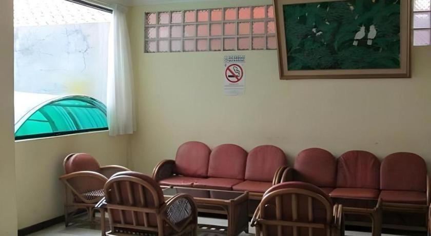 Hotel Lautze Indah Джакарта Екстериор снимка