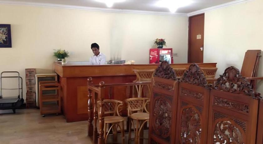 Hotel Lautze Indah Джакарта Екстериор снимка