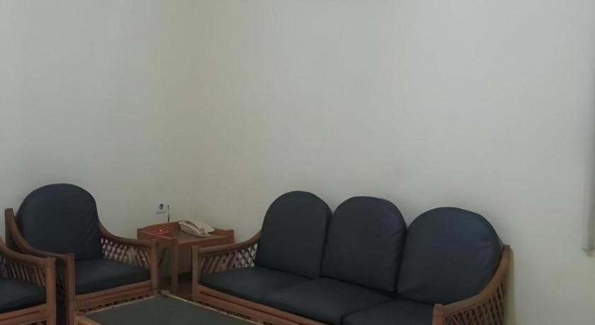 Hotel Lautze Indah Джакарта Екстериор снимка