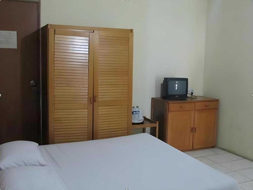 Hotel Lautze Indah Джакарта Екстериор снимка